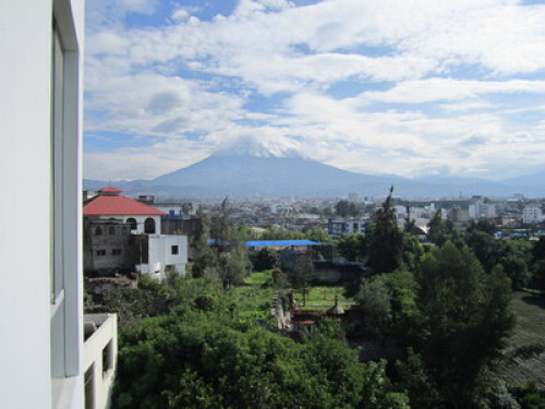 Balconies overlooking San Jeronimo - Gallery - 15
