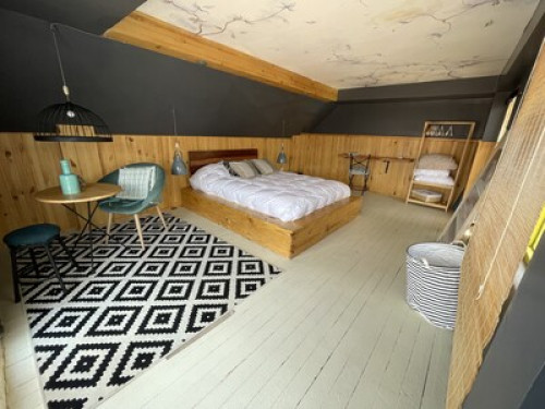 COZY APARTMENT