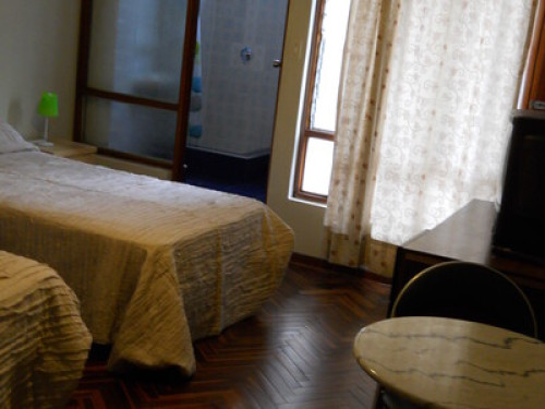 Comfortable and very well located. - Gallery - 6