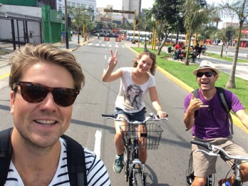 Traveler and bicycle lover: D