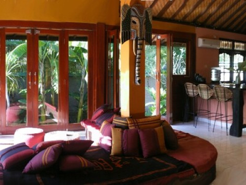 House to share near Oberoi