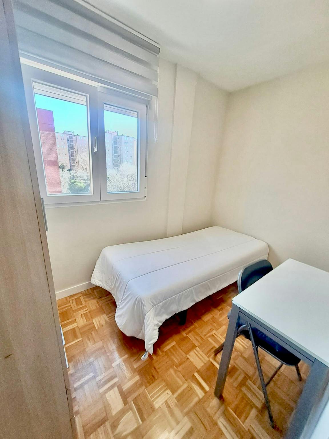  Private Room  -  Calle de Paredes de Nava, Madrid  - Gallery -  1