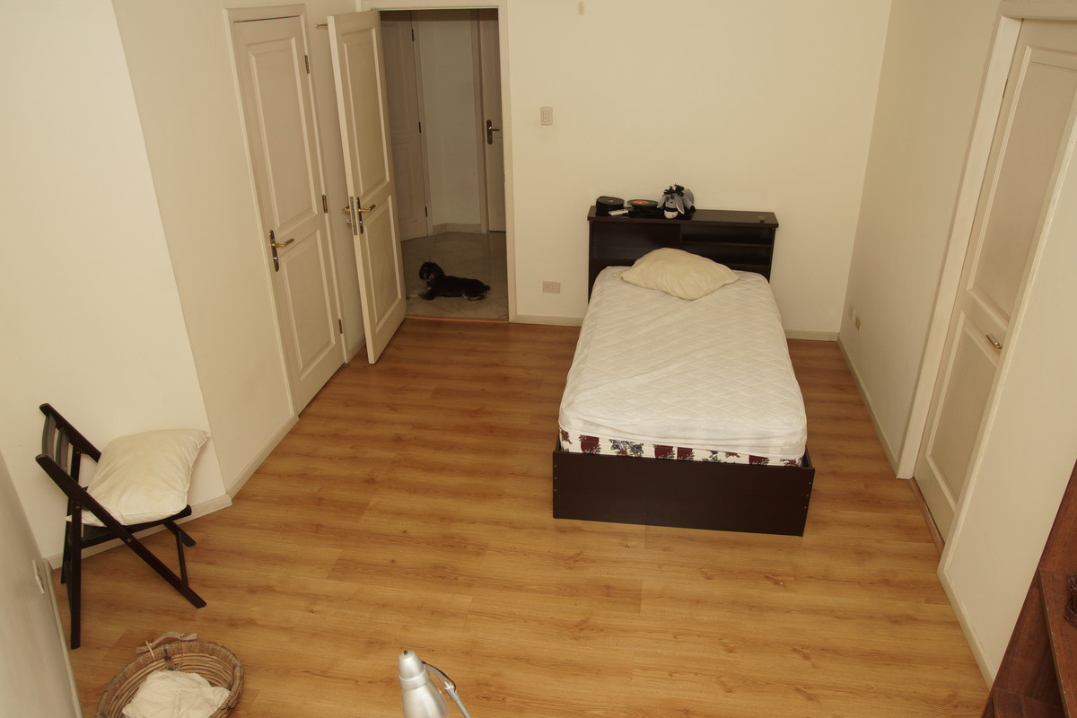 PRIVATE BEDROOM WITH SHARED BATHROOM(Full Room) - 1