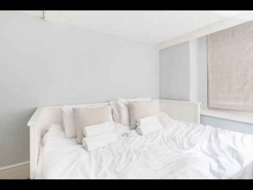 Bassett Road, London - Gallery - 18