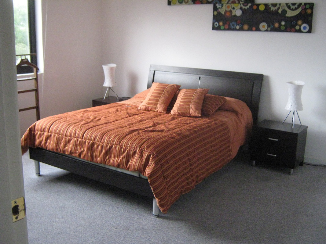 Bedroom With Private Bath(Full Room) - 1