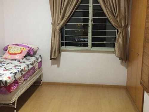Spacious Common Room 1 Year Lease 