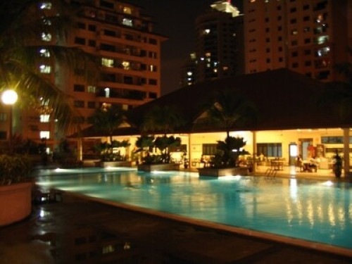 Spacious Ensuite 1Km to Publika