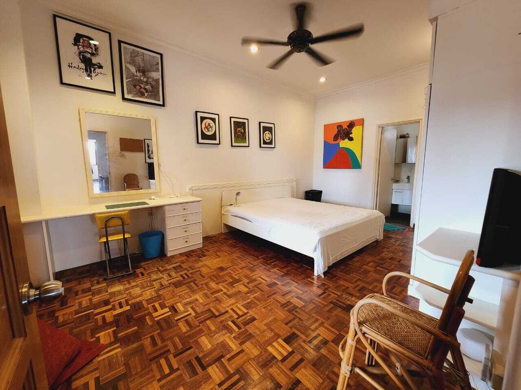  Super Room(Single Bed)  -  Spacious Ensuite 1Km to Publika  - Gallery -  1