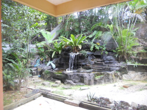 1 bedroom with 950sf private space