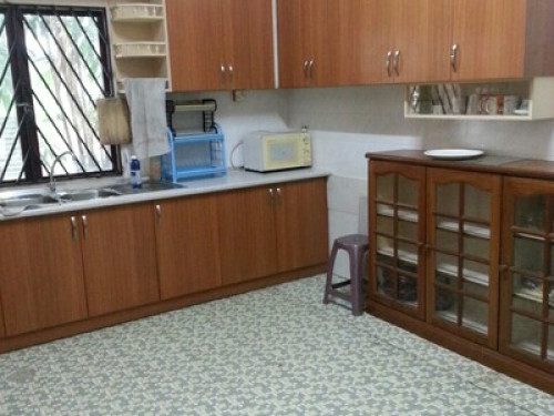 1 bedroom with 950sf private space