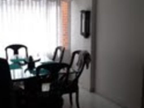 hello I love to travel too!