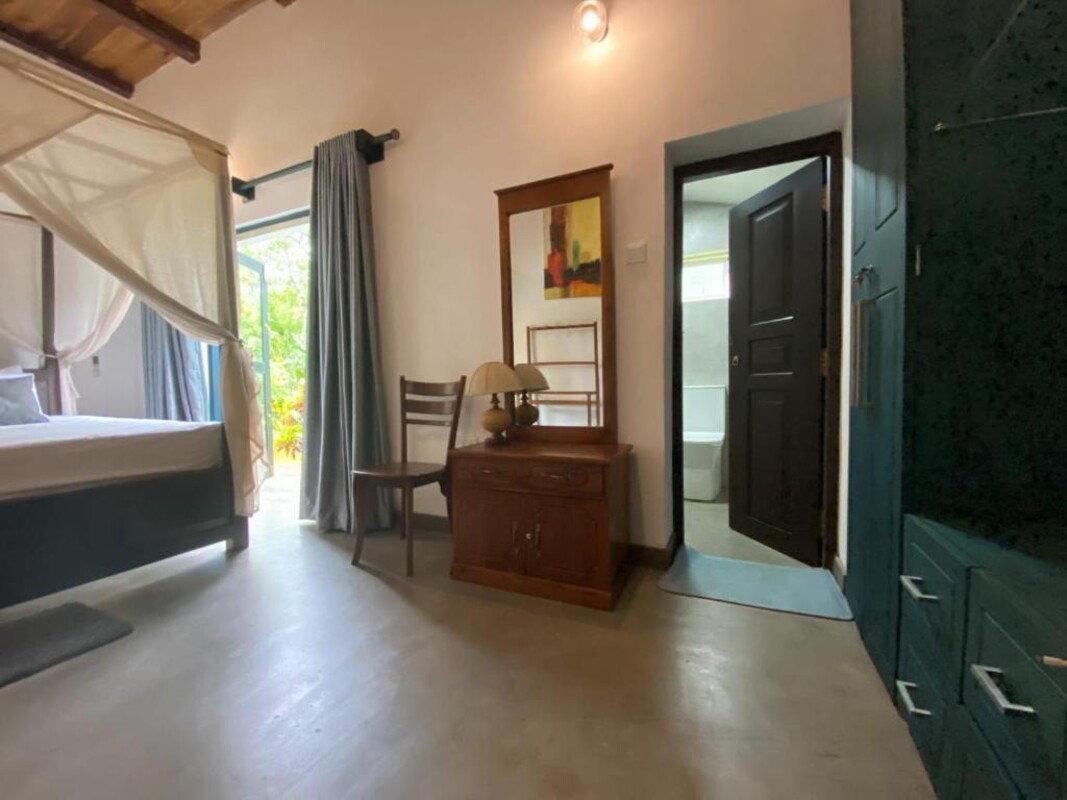 King Bed Room(Single Bed) - 1
