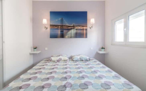 Quarto com cama de casal em apartamento de 2 quartos - Flat Campolide - Campolide 11
