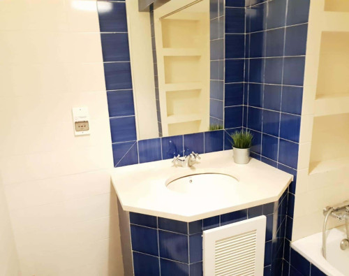 Quarto com cama de casal em apartamento com 6 quartos - FLAT LUPI - LUPI 2 - Gallery - 5