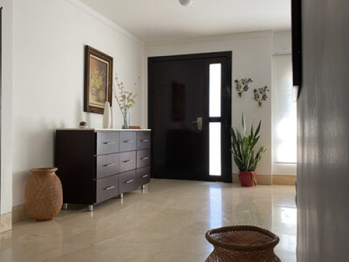 well located loft studio apartment - Gallery - 14