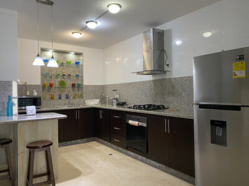 well located loft studio apartment - Gallery - 8