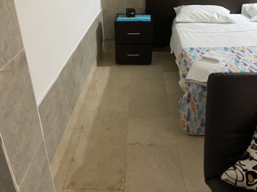 well located loft studio apartment - Gallery - 10