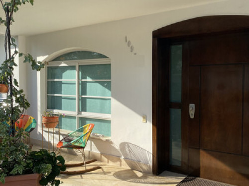 well located loft studio apartment - Gallery - 21
