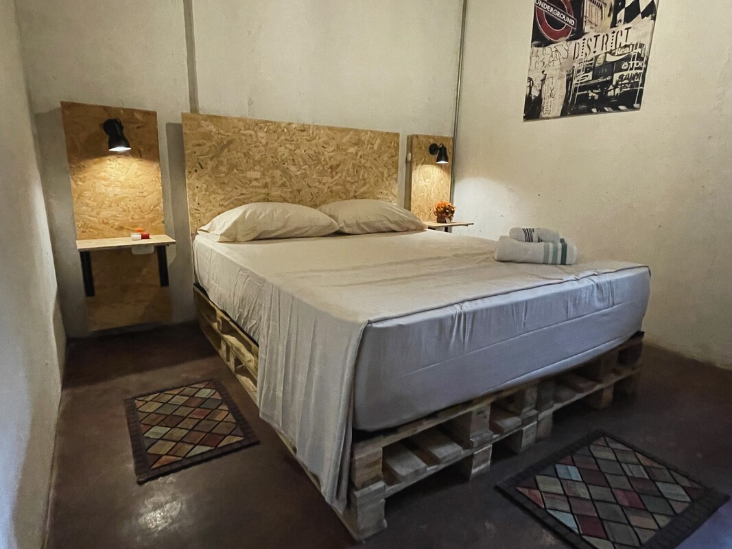  Habitación Privada 1(Single Bed)  -  Acogedora cabaña en zona rural  - Gallery -  1