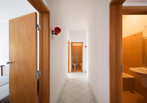 Quarto com cama de casal em residência - FLAT PP - PP204 - Gallery - 7