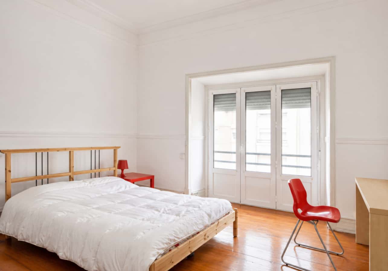 Quarto Com Cama De Casal, Com Varanda, Em Apartamento Com 6 Quartos - FLAT A - A4 - 5