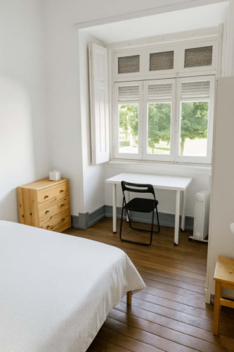 Quarto com cama de solteiro em apartamento com 6 quartos - FLAT C - C1 - Gallery - 7