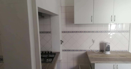 Quarto com cama de casal em apartamento com 8 quartos - independente da casa - FLAT G - G01 - Gallery - 16