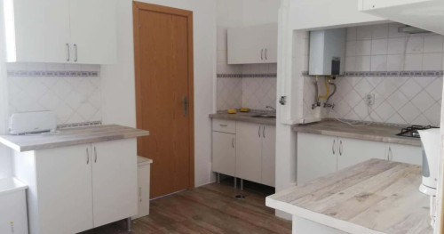 Quarto com cama de casal em apartamento com 8 quartos - independente da casa - FLAT G - G01 - Gallery - 17