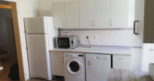 Quarto com cama de casal em apartamento com 8 quartos - FLAT G - G08