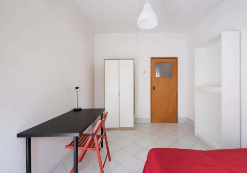Quarto com cama de casal em residência - FLAT PP - PP203