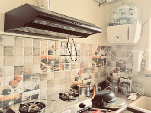 Fully furnished Posh 2BHK 