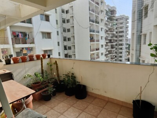 Private room w/ bathroom+balcony