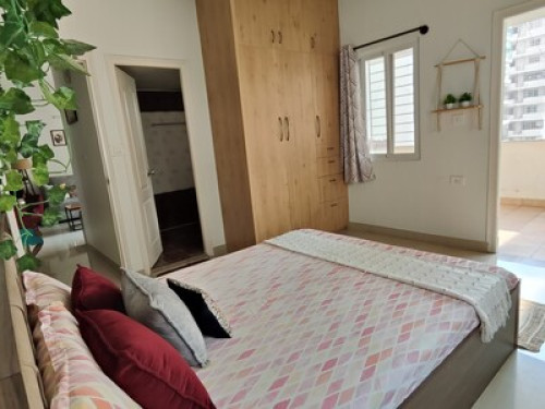 Private room w/ bathroom+balcony