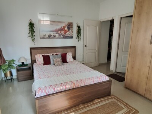 Private room w/ bathroom+balcony