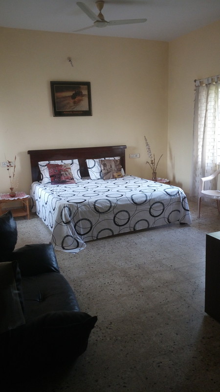 Room 1(Full Room) - Chirpy home for trippers - Gallery - 1