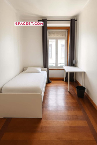 Quarto com cama de solteiro em apartamento com 5 quartos - FLAT D - D01 - Gallery - 13