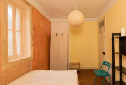 Quarto com cama de casal em apartamento com 8 quartos - FLAT E - SALDANHA 53E - Gallery - 19