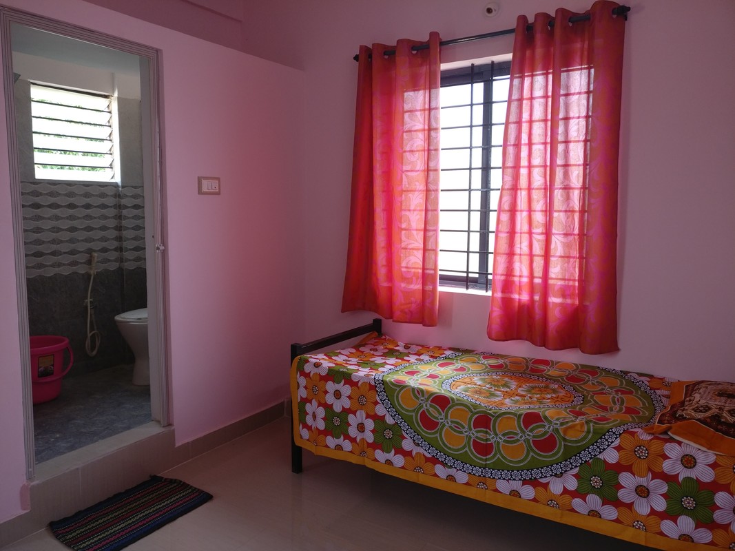  Room 11(Single Bed)  -  A real taste of Manyatha Tech Park  - Gallery -  1