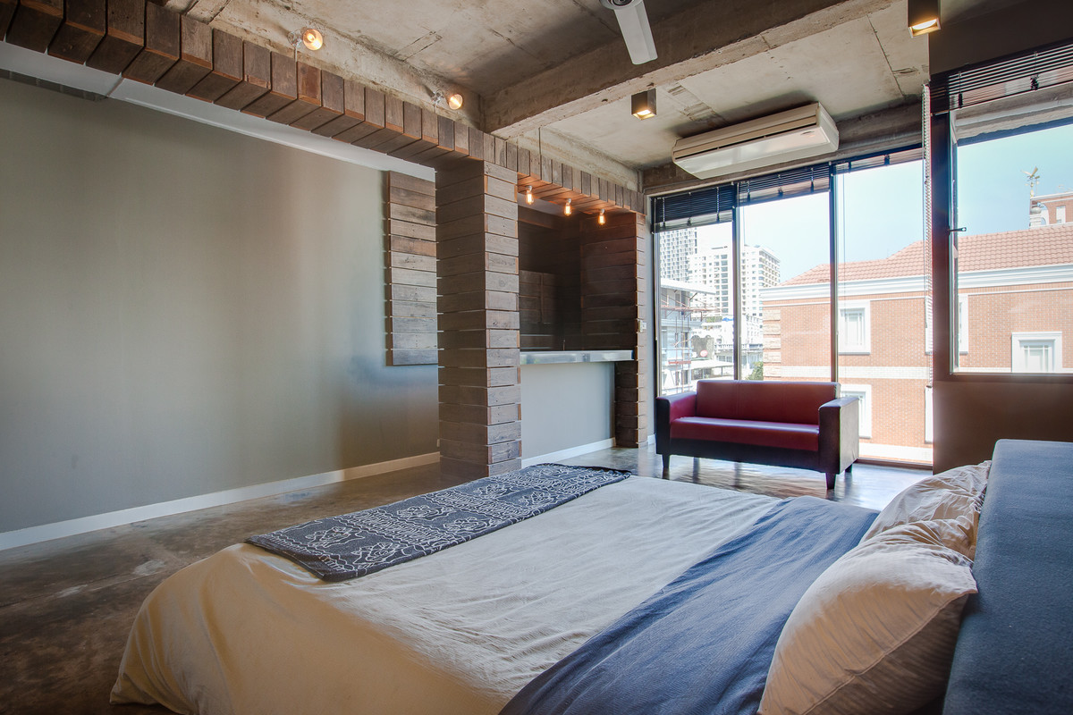  Bear's Den(Single Bed)  -  REAL Thai Neighborhood Experience  - Gallery -  1