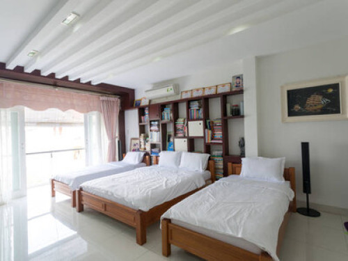 Close to beach near casino & golf