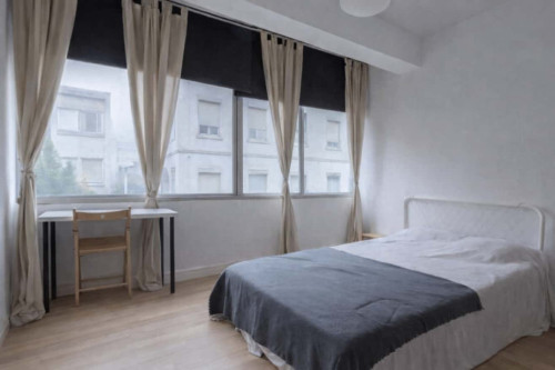 Quarto com cama de casal em apartamento com 6 quartos - FLAT LP - LP207 - Gallery - 8
