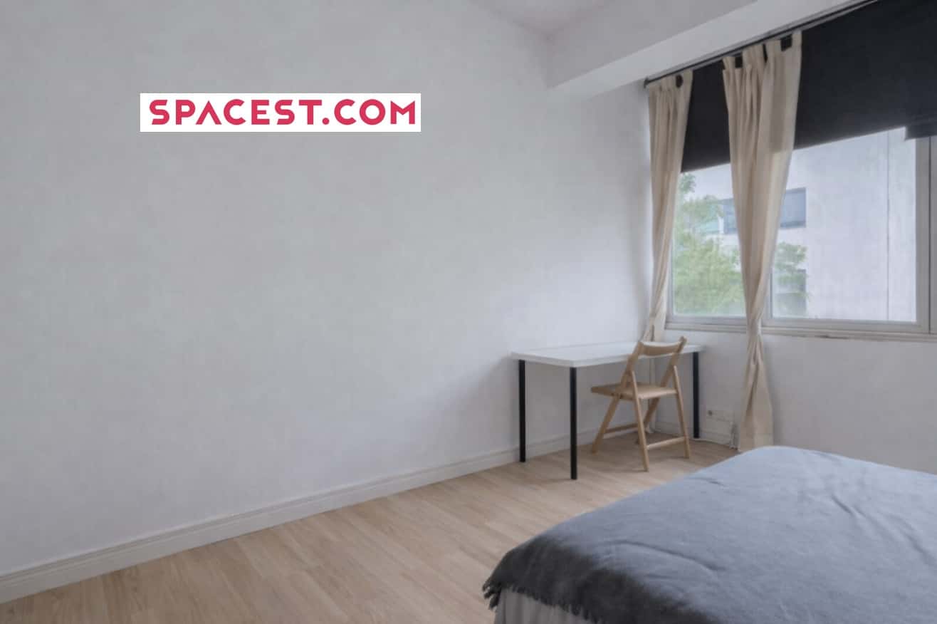 Quarto Com Cama De Casal Em Apartamento Com 6 Quartos - FLAT LP - LP207 - 3