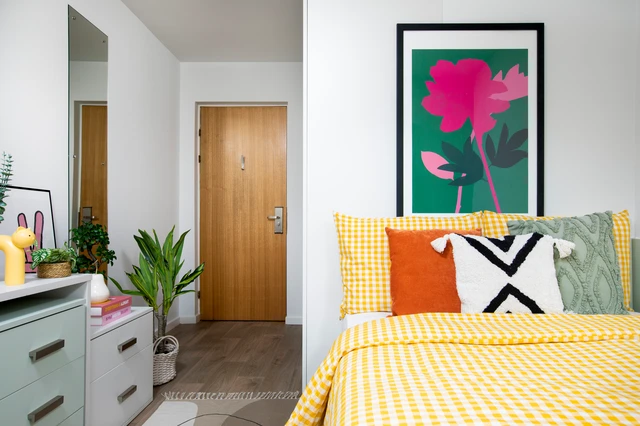  Small Standard Double En-Suite  -  ستيشن كورت  - Gallery -  1