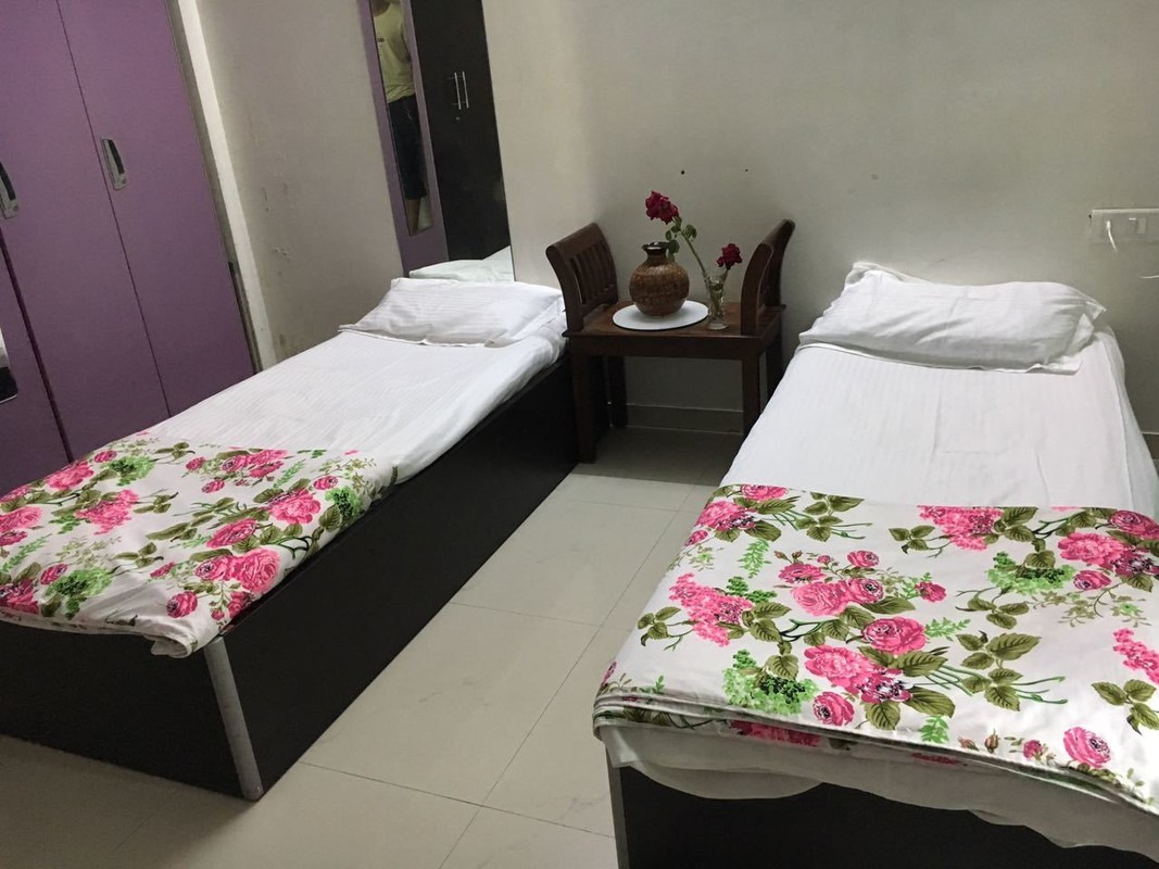Ensuite Room(Single Bed) - 1