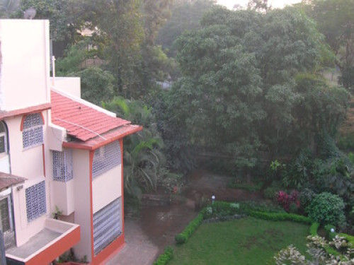 Bungalow in Mumbai - Gallery - 12