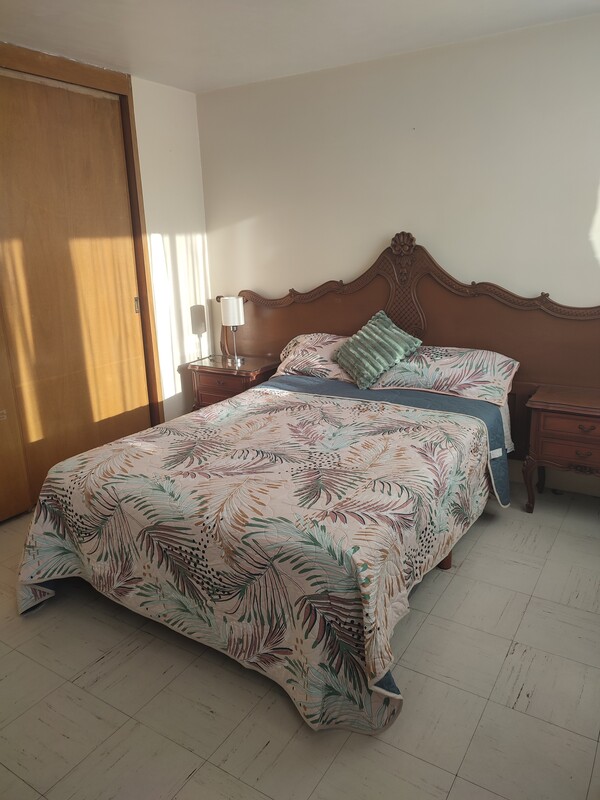 Room 2(Full Room) - 1