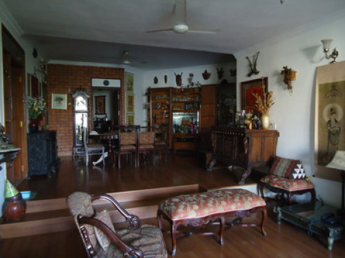 upmarket apartment room