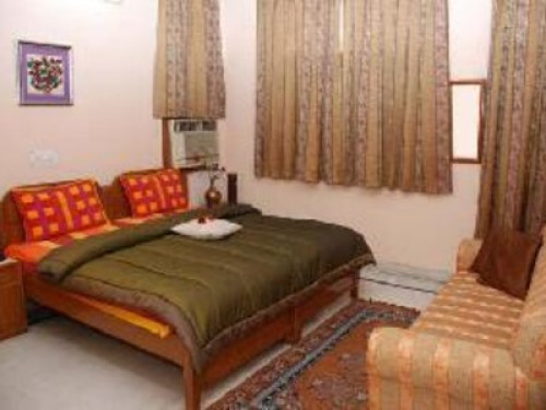 Gurgaon friendly host