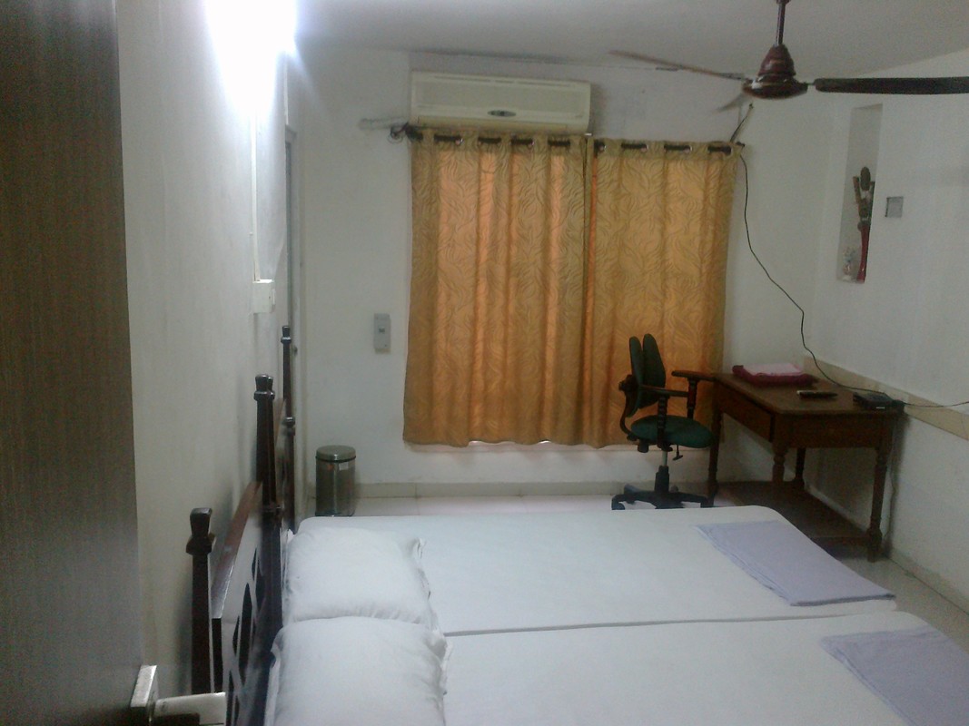 METRO-2(Single Bed) - SMART GUEST ACCOMODATIONS - Gallery - 1