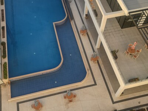 Luxury apartment close to metro